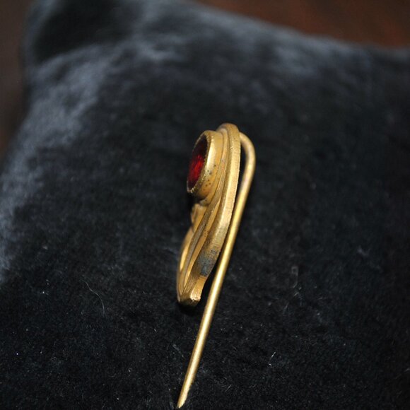 Antique Greek Key Art Nouveau Stick / Tie Pin with Red-Pink Glass - Picture 3 of 8